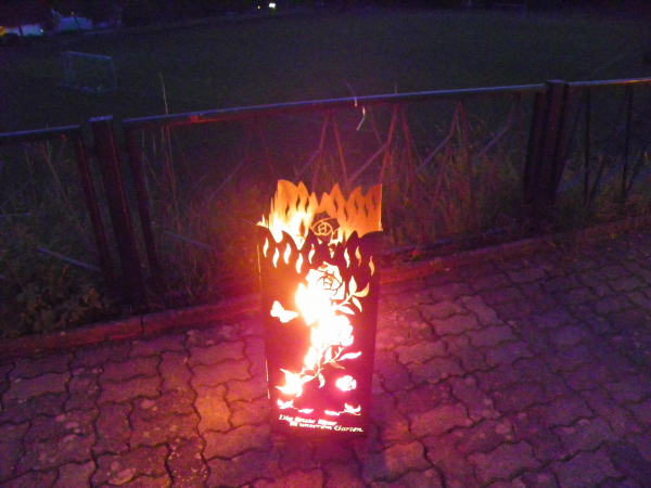 Feuersäule "Rose" Feuerkorb Feuerschale Schwedenfeuer Feuerstelle Stahl Feuersäule "Rose" Feuerkorb Feuerschale Schwedenfeuer Feuerstelle Stahl